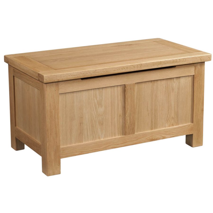Darcy Blanket Box